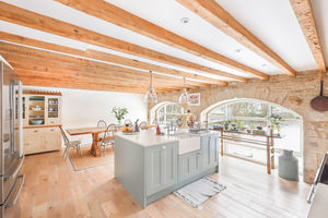 Photo 19- click for photo gallery